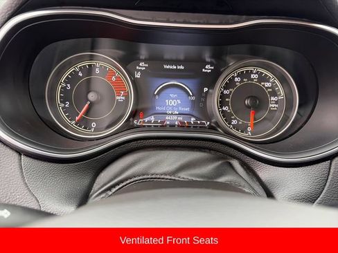 Used 2022 Jeep Cherokee Limited w/ Elite Package image 27