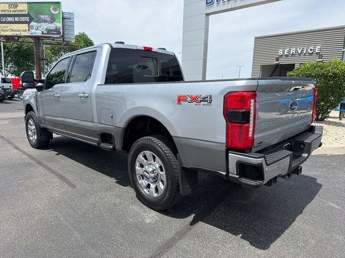 Used 2024 Ford F350 Lariat w/ Lariat Ultimate Package AWD/4WD image 7