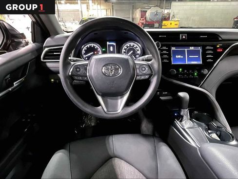 Certified 2018 Toyota Camry LE w/ Convenience Package FWD image 6