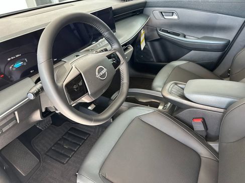 New 2026 Nissan Leaf SV+ w/ Illuminated Package image 9