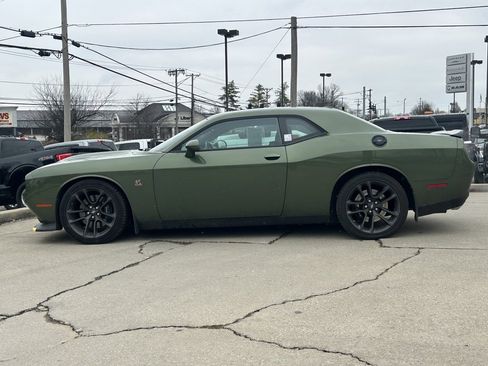 Used 2021 Dodge Challenger R/T Scat Pack image 9