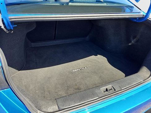 Used 2024 Nissan Sentra SV image 9