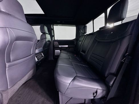 Used 2025 Ford F350 Platinum w/ FX4 Off-Road Package image 26