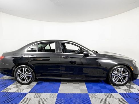 Used 2023 Mercedes-Benz E 350 Sedan image 4