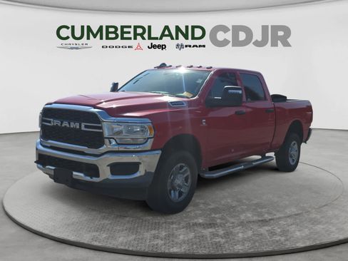 Used 2024 RAM 2500 Tradesman w/ Chrome Appearance Group AWD/4WD image 1