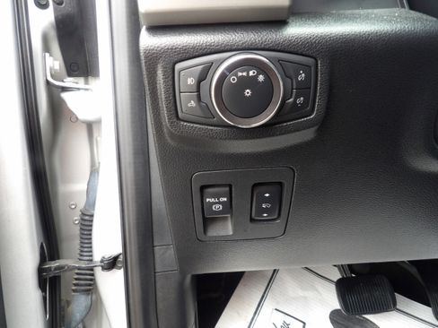 Used 2019 Ford F150 Lariat AWD/4WD image 15