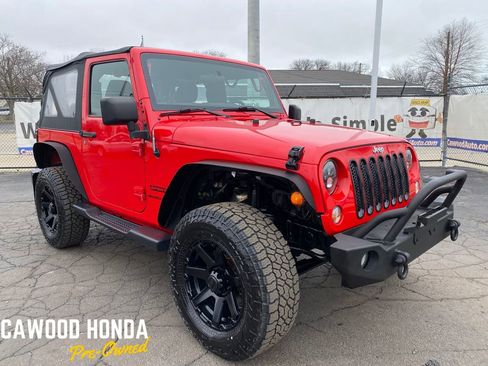 Used 2018 Jeep Wrangler Sport image 1