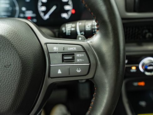 Used 2025 Honda CR-V Sport-L image 30