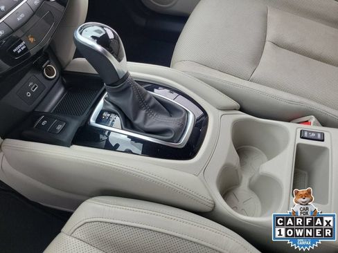 Used 2019 Nissan Rogue Sport SL FWD image 31