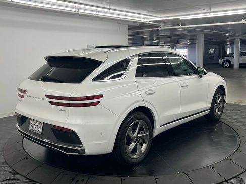 Used 2026 Genesis GV70 2.5T Advanced image 4