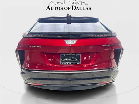 Used 2024 Cadillac Lyriq Luxury RWD image 7