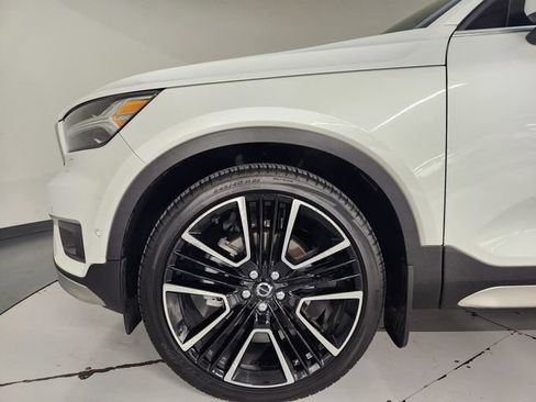 Used 2021 Volvo XC40 T5 Inscription w/ Advanced Package AWD/4WD image 11
