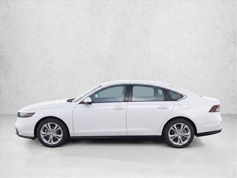 Used 2025 Honda Accord LX image 4