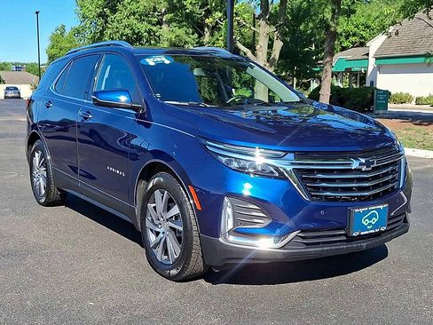 Certified 2022 Chevrolet Equinox Premier w/ LPO, Floor Liner Package FWD image 5