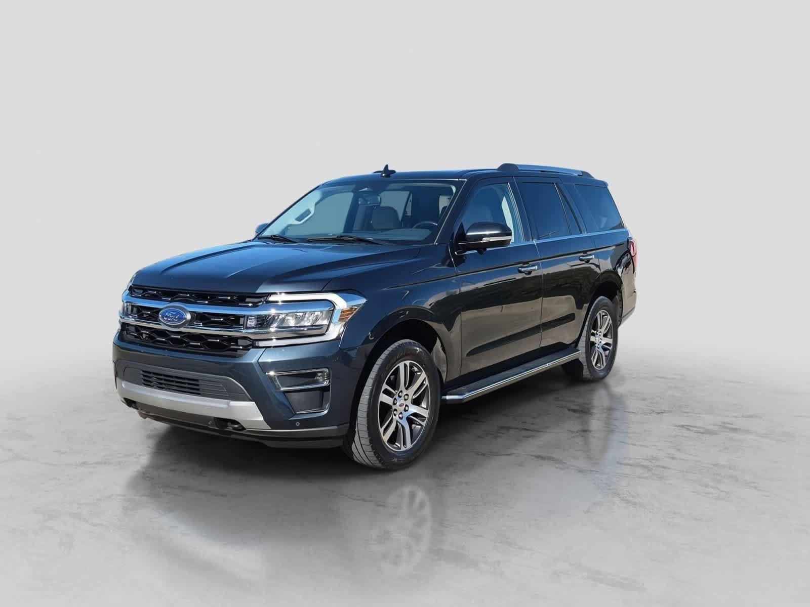 Used 2023 Ford Expedition Limited AWD/4WD image 4