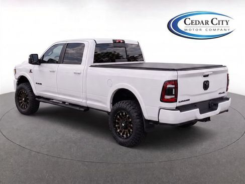 Used 2022 RAM 3500 Laramie AWD/4WD image 3