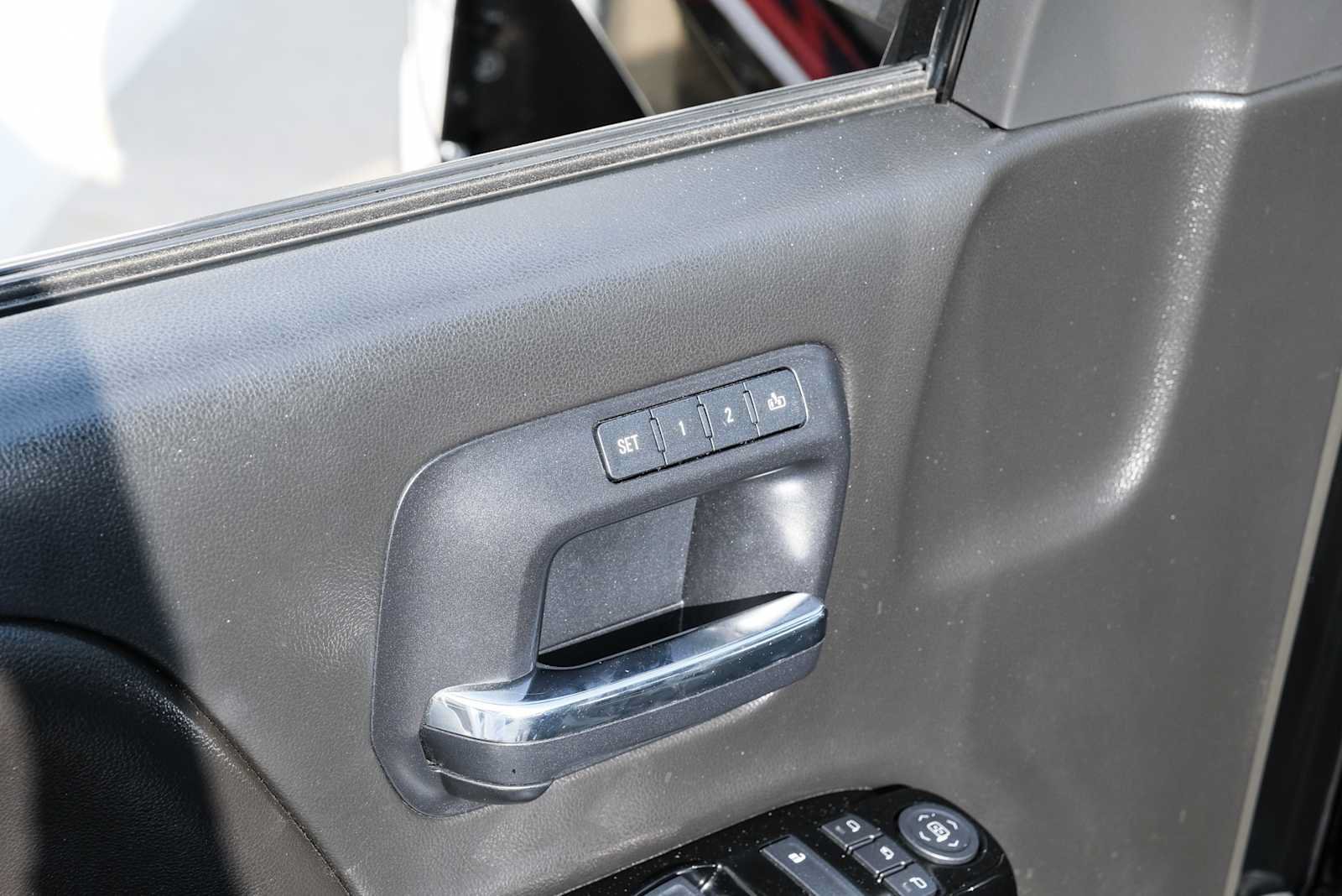 Used 2014 Chevrolet Silverado 1500 LTZ w/ Texas Edition, 1LZ Trim RWD image 35