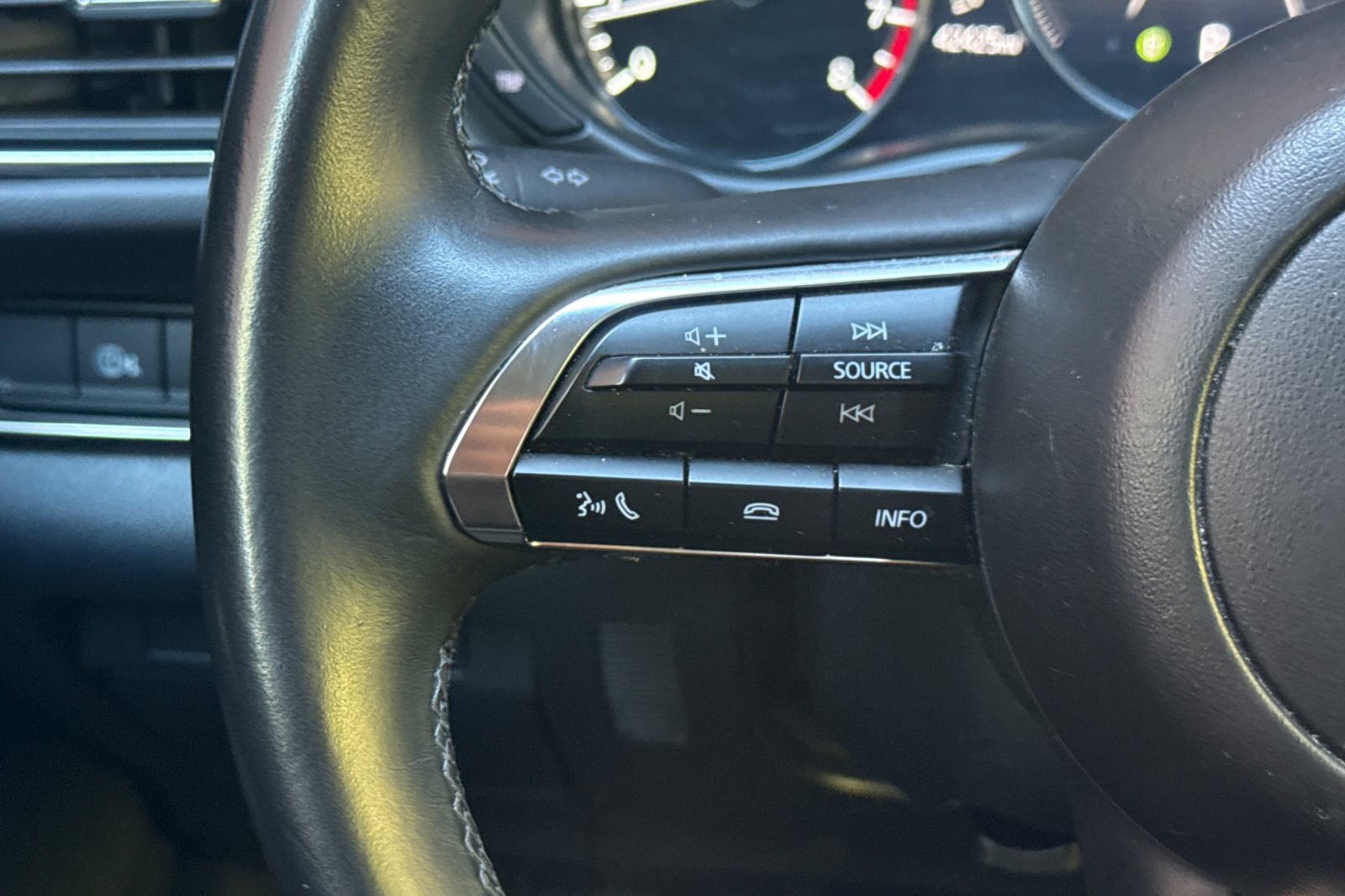 Used 2025 MAZDA CX-30 AWD 2.5 S w/ Preferred Package image 31