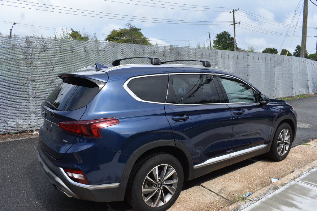 Used 2020 Hyundai Santa Fe SEL w/ Convenience Package AWD/4WD image 4