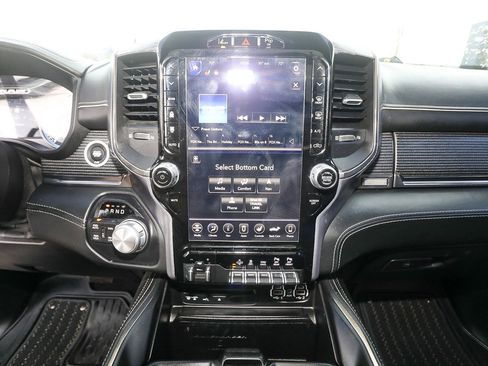 Used 2019 RAM 1500 Limited image 16