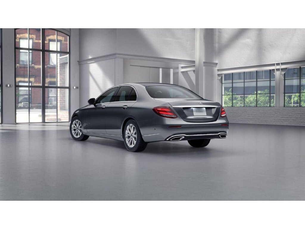 Used 2019 Mercedes-Benz E 300 4MATIC image 28