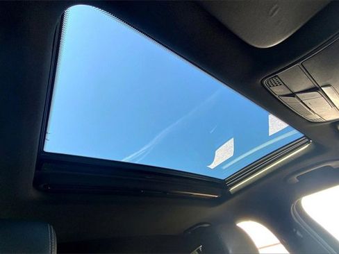 Used 2019 Mercedes-Benz GLC 300 4MATIC Coupe image 11