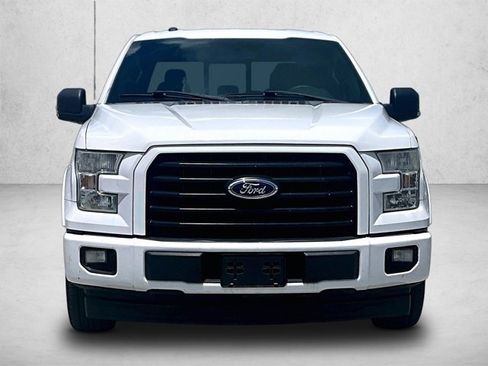 Used 2017 Ford F150 XLT w/ Equipment Group 302A Luxury RWD image 3
