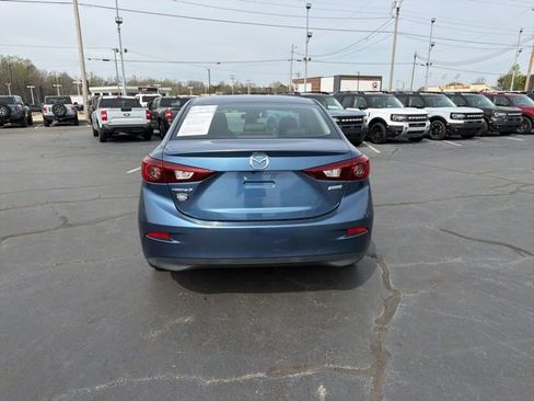 Used 2018 MAZDA MAZDA3 Touring image 6