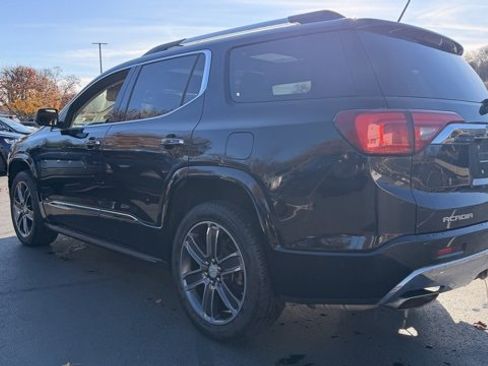 Used 2018 GMC Acadia Denali w/ LPO, Floor Liner Package image 11