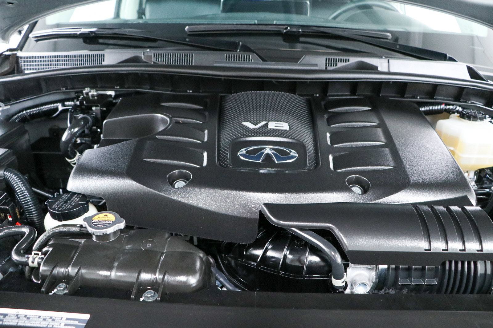 Used 2023 INFINITI QX80 Luxe w/ Cargo Package AWD/4WD image 35
