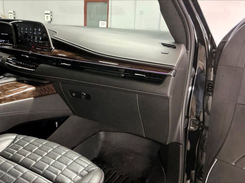 Used 2022 Cadillac Escalade Sport Platinum image 18
