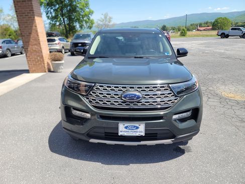 Used 2023 Ford Explorer Limited w/ Equipment Group 301A AWD/4WD image 3