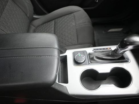 Used 2020 Chevrolet Blazer LT FWD image 27