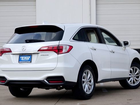 Used 2018 Acura RDX w/ Technology Package image 3