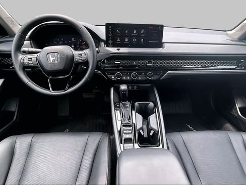 Used 2024 Honda Accord EX-L image 16