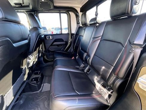 Used 2025 Jeep Gladiator Rubicon w/ Convenience Group image 28