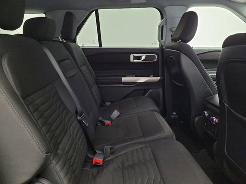 Used 2020 Ford Explorer XLT AWD/4WD image 19