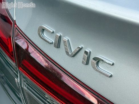 Used 2025 Honda Civic Sport image 13