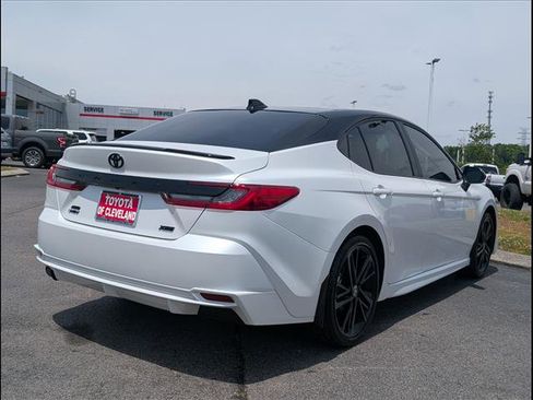 Used 2025 Toyota Camry XSE AWD/4WD image 7