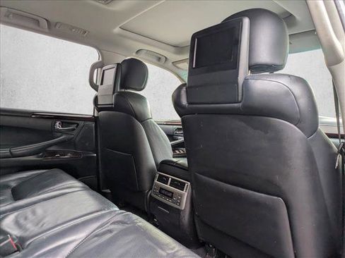 Used 2014 Lexus LX 570 4WD image 13
