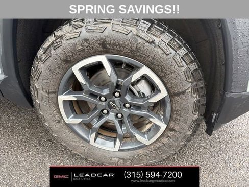 Used 2025 Chevrolet Equinox ACTIV w/ Safety and Technology Package image 10