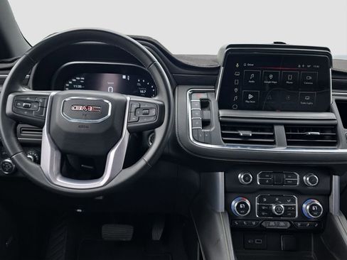 Used 2023 GMC Yukon XL SLT AWD/4WD image 13