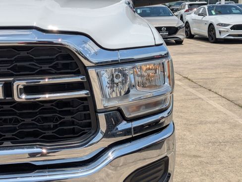 Used 2022 RAM 3500 Tradesman w/ Chrome Appearance Group image 11