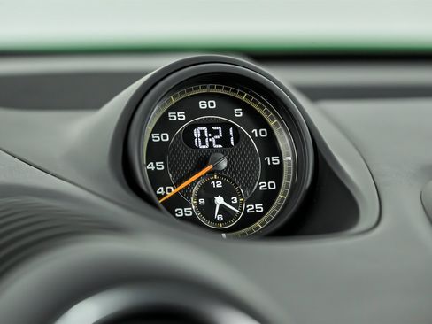 Used 2022 Porsche 718 Cayman GT4 image 29