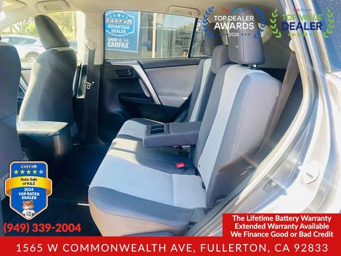 Used 2015 Toyota RAV4 LE FWD image 22