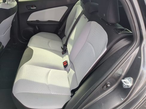 Used 2017 Toyota Prius Two FWD image 15