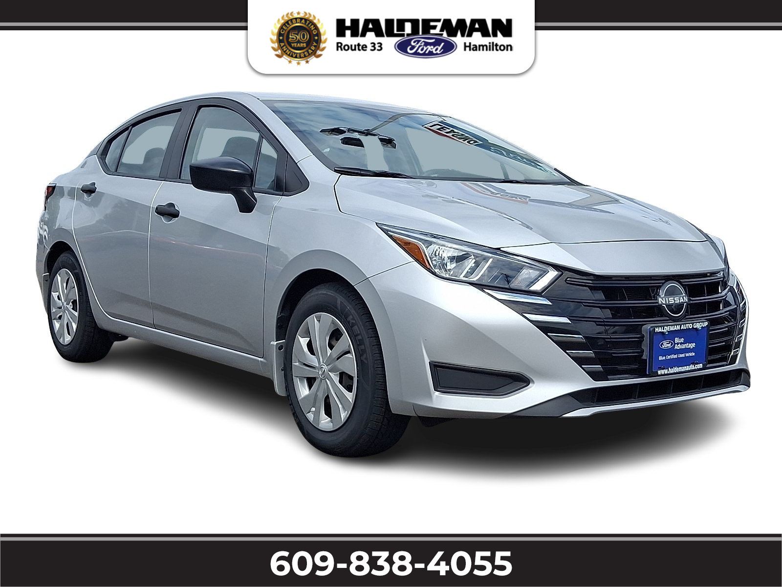 Used 2023 Nissan Versa S w/ Trunk Package FWD image 1
