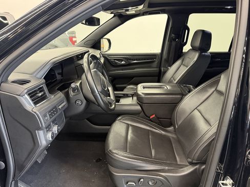 Used 2023 GMC Yukon Denali AWD/4WD image 5