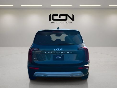 Used 2022 Kia Telluride LX AWD/4WD image 4