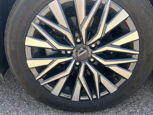 Used 2025 Nissan Altima 2.5 SV FWD image 34